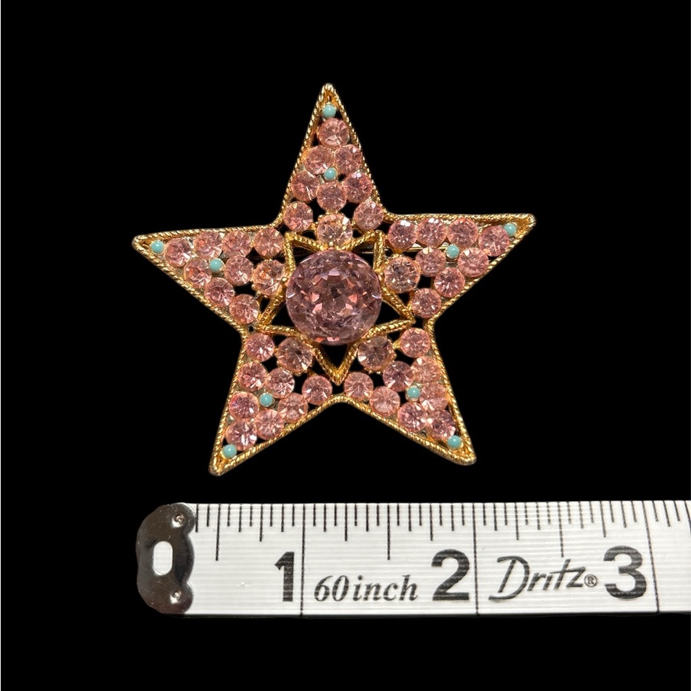 Vintage BSK Pink Rhinestone Star Brooch Gold Tone Starburst Pin - Picture 3 of 3